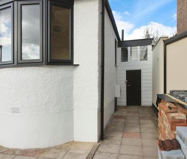 3 bedroom bungalow to rent - Photo 6