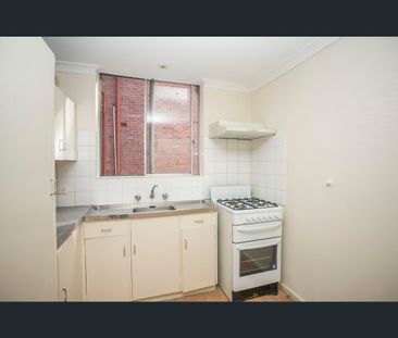 18/25 The Avenue, Crawley, WA 6009 - Photo 6