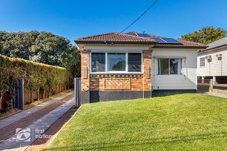 1 Douglas Street, Wallsend NSW 2287 - House For Rent | Domain - Photo 2