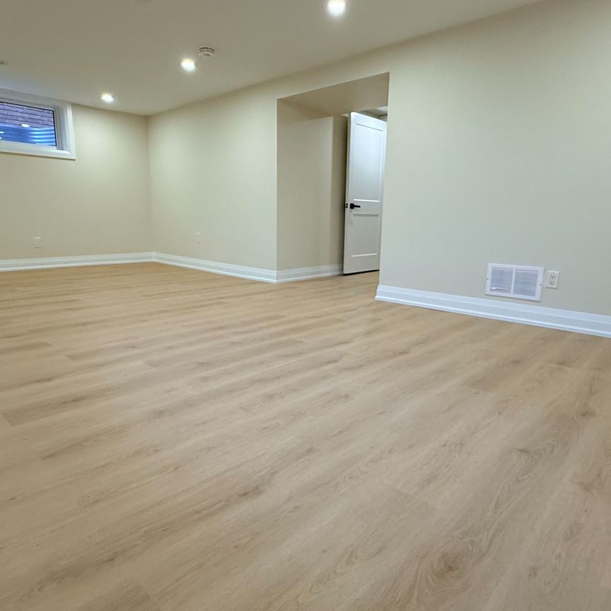 For Lease - 23 Stanley Street Unit# Bsmt, St. Catharines, Ontario - Photo 1