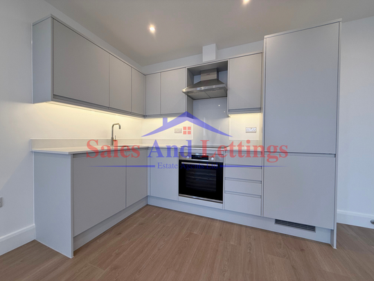 1 bedroom flat to rent - Photo 1