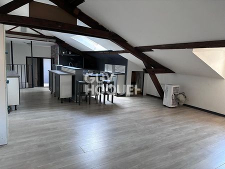 CHATEAUDUN : appartement de 2 pièces (82 m²) à louer - Photo 3