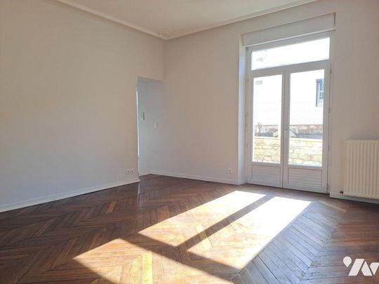 Location Appartement à Lisieux - Photo 1