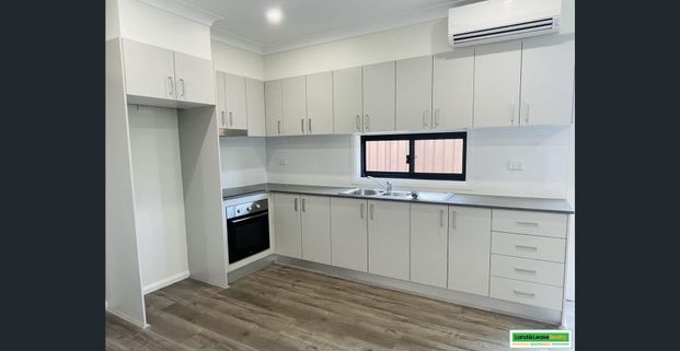 Specious Granny flat for Lease - Photo 1