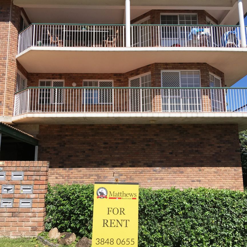 Convenient & Low-Maintenance Living in a Prime Location - Photo 1