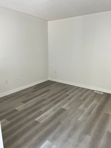 For Lease - 42 Southeast Pass, Whitchurch-Stouffville, Ontario - Photo 3