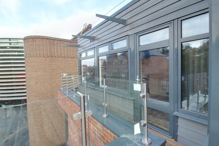 2 bed penthouse to rent in Queen Street, Leicester, LE1 - Photo 3