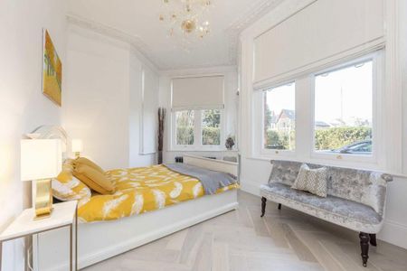 4 bedroom flat to rent - Photo 5