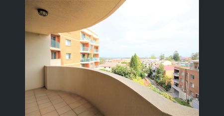 Exceptional apartment in a fantastic location. - Photo 2