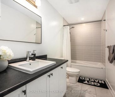 58 ARINTO PLACE - Photo 2