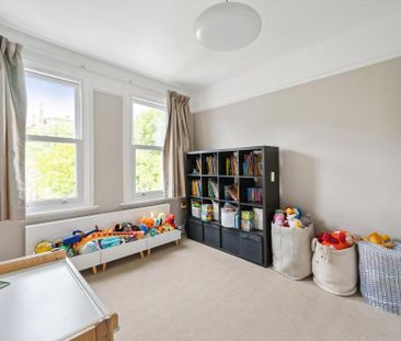 6 bedroom townhouse to rent - Photo 5