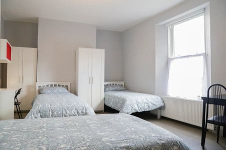 Royal Canal Terrace, Dublin - Photo 3