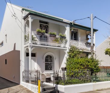 2 x 1 bedrooms units to be leased (Only downstairs available NOW!) - Photo 3