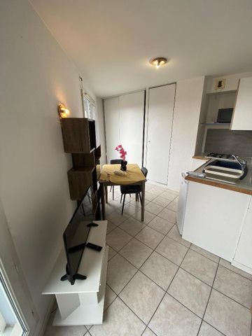 Location Appartement 1 pièce 28m² THONON LES BAINS 74200 - Photo 5