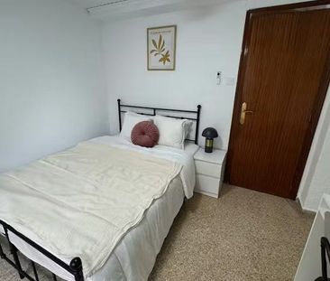 Carrer de Valentín Planells, Torrent, Valencian Community 46900 - Photo 3