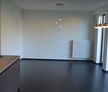 Gelijkvloers app. te huur in Willebroek voor € 900 met 1 slaapkamer - Photo 1