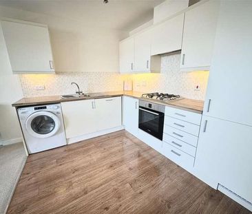 Norton Way, Poole, BH15 - Photo 6