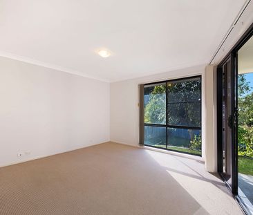 Lakeside Luxury and Grand Scale in a Premium Palmwoods Enclave - Photo 2