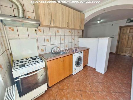 Inchiriere apartament 3 camere, Str.Zambilelor - Fotografie 4