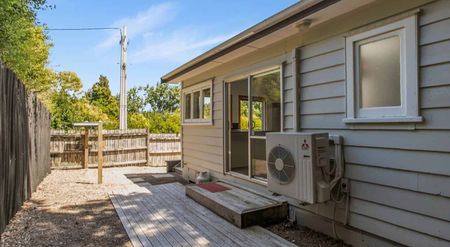 Charming family home - Photo 3