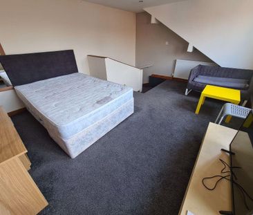 3 bedroom house to rent - Photo 2