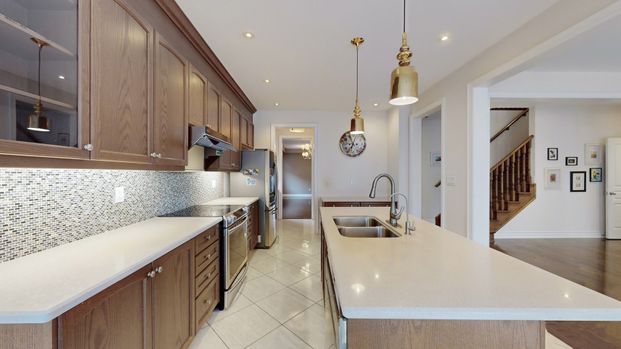 For Lease - 102 Beaconsfield Drive, Vaughan, Ontario - Photo 1