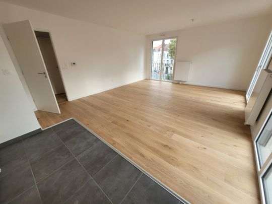 Location Appartement 3 pièces 62m² LILLE 59000 - Photo 1