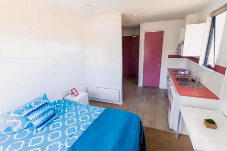 Standard Studio - Photo 2