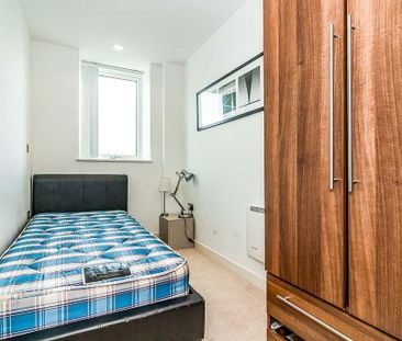 2 bedroom apartment to rent - Photo 5