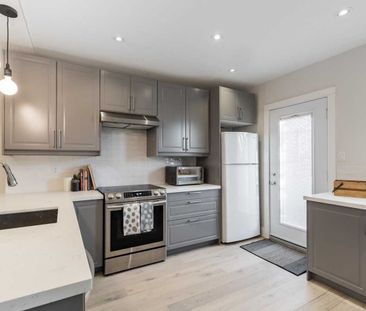 For Lease - 1047 Davenport Road Unit# Main, Toronto, Ontario - Photo 4