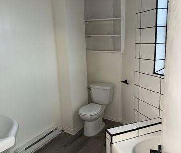 For Lease - 48 King Street Unit# B, Quinte West, Ontario - Photo 5