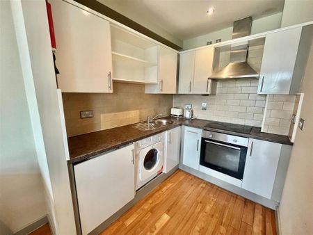 Belward Street - Photo 2