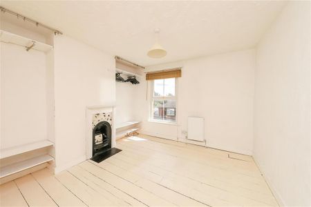 Kings Road - Photo 2