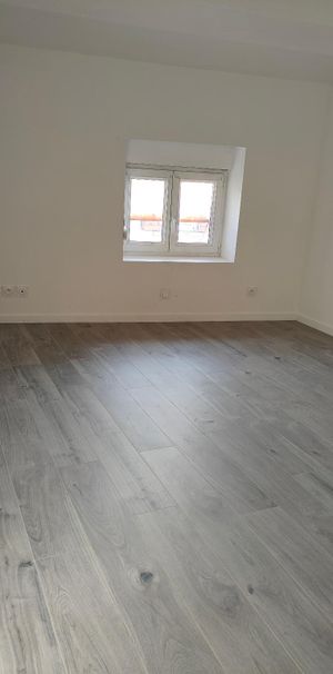 APPARTEMENT T3 CENTRE VILLE - LA VERPILLIERE - Photo 1