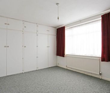 5 bedroom semi-detached house to rent - Photo 5