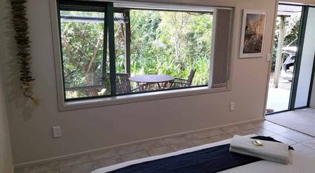 Charming Opua Stuido Unit w/ Garden - Photo 3