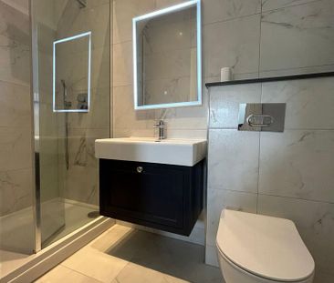 2 bedroom semi-detached house to rent - Photo 5