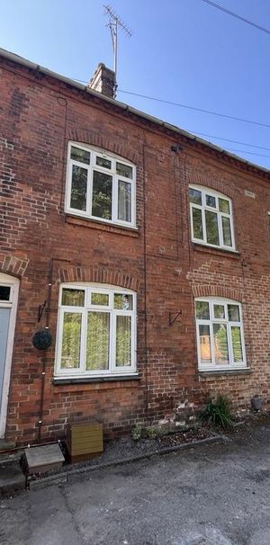 1 bedroom ground floor flat to rent - Photo 2