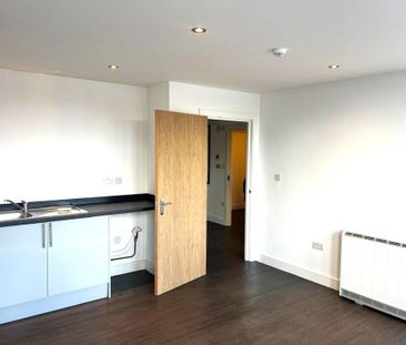 1 bedroom apartment to rent - Photo 4