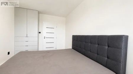 Pronájem nadstandardního bytu 3+1 po rekonstrukci, Ostrava - Fotografie 2