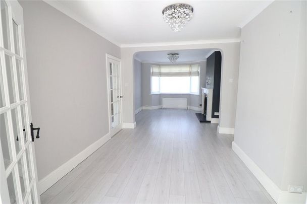 3 bedroom semi-detached house to rent - Photo 1