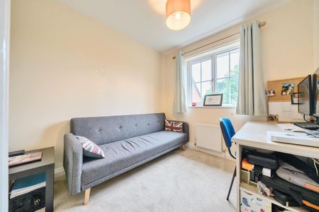 3 bedroom detached house to rent - Photo 5