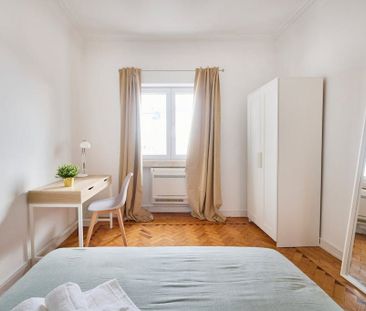 Rua Infante Dom Pedro, Lisbon, Lisbon 1700-244 - Photo 2