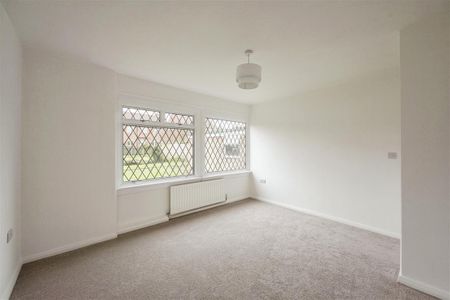 Sycamore Crescent, Doncaster, Bawtry - Photo 3