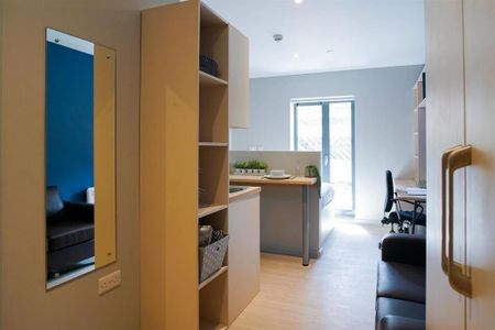 Studio to rent - Photo 3