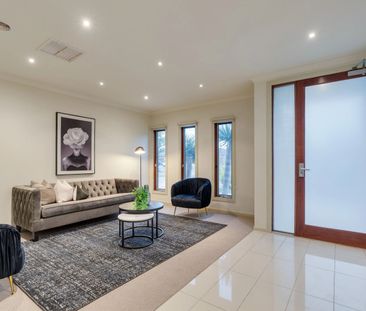 Stunning Family Home! - Photo 1