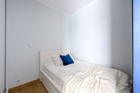 Duży taras | Blisko metra Trocka - Zdjęcie 3