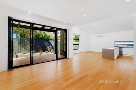 3 Bed, 2 Bath - Photo 2