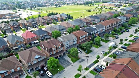 For Lease - 3356 Southwick Street, Mississauga, Ontario - Photo 4