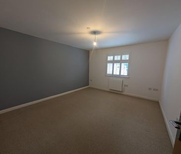 1 bedroom ground floor flat to rent - Photo 1